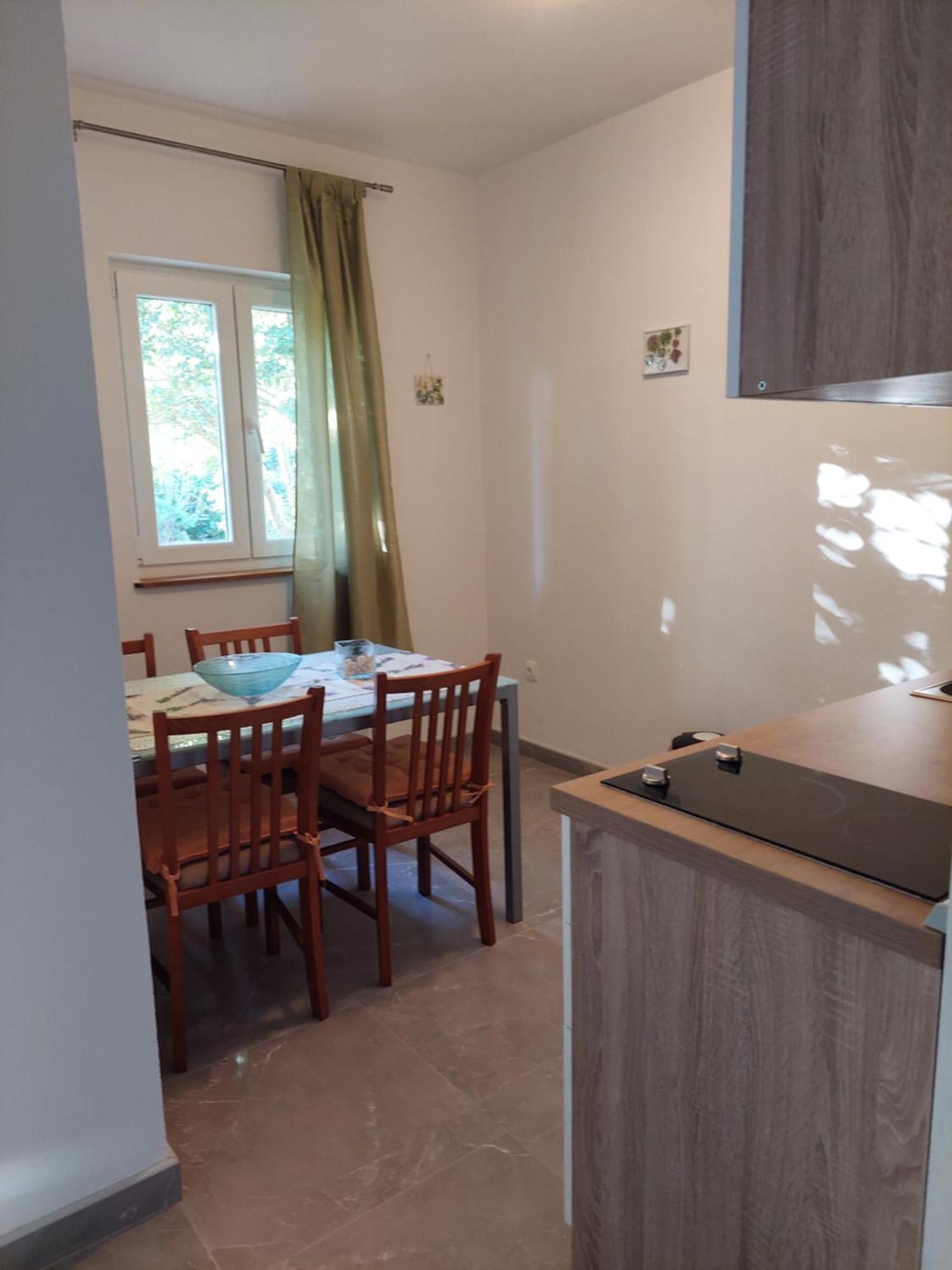 Apartments Nenad & Marija Паг Экстерьер фото